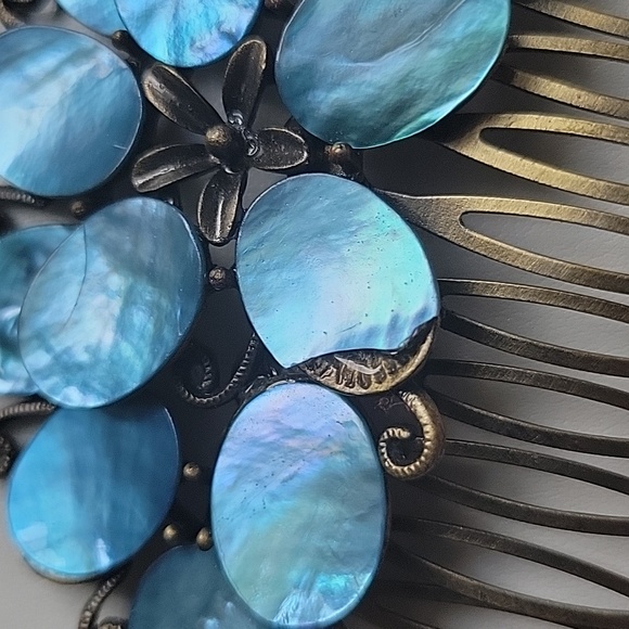 Pair of Antique Hair Clips - Picture 5 of 6